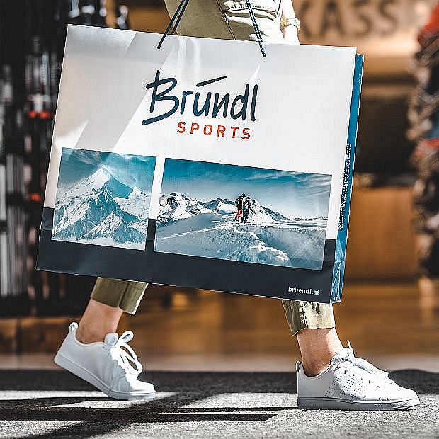© © Bründl Sports, Matthäus Gartner einkaufstasche-gross-cmathaeus-gartner-14bdb7de711f4dc6859b4dffc66f0e42-590007672ec645248861425f0c9b422a-1